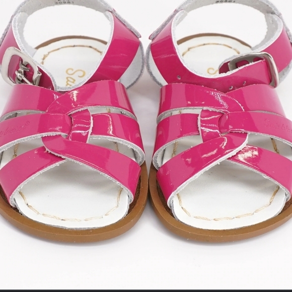 NIB Sun-San Salt Water Shiny Fuchsia Salt Water Toddler Sandals - Picture 7 of 8